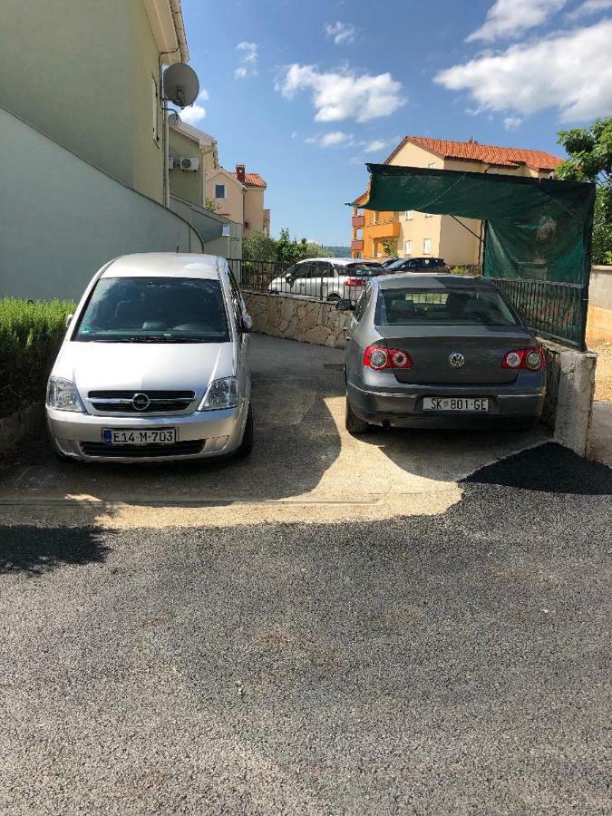 Apartman Igor Čižići Eksteriør billede
